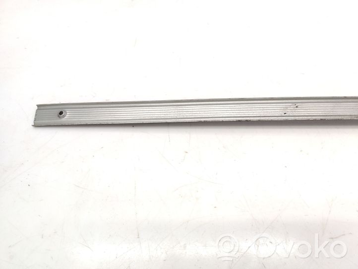 Volkswagen Polo II 86C 2F Front sill trim cover 