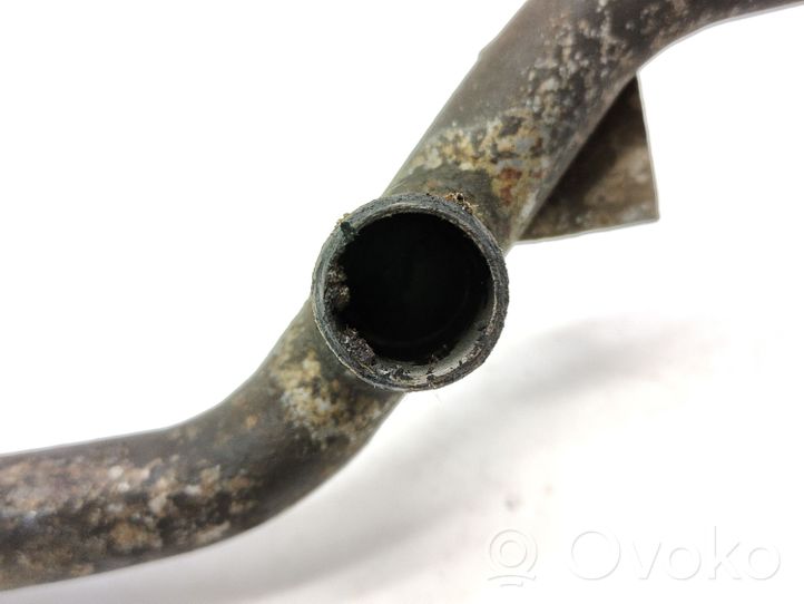 Audi 80 90 B2 Engine coolant pipe/hose 