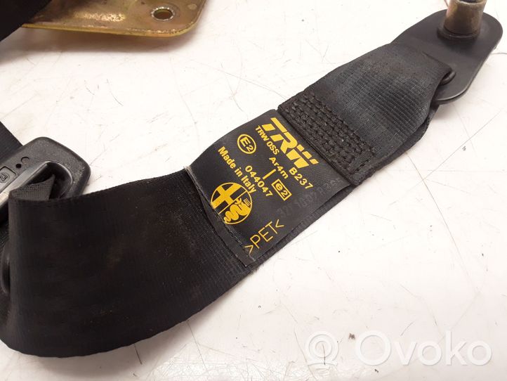 Alfa Romeo 166 Rear seatbelt 044047