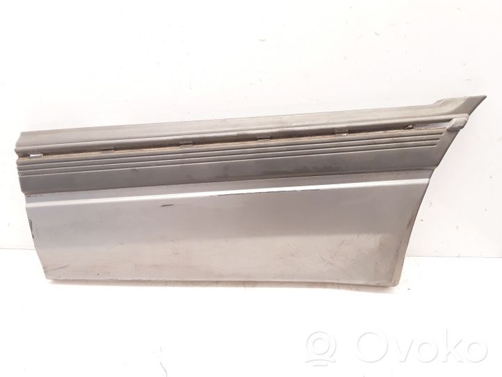 Mazda 929 Rivestimento del pannello parte angolare del paraurti posteriore HE0192231