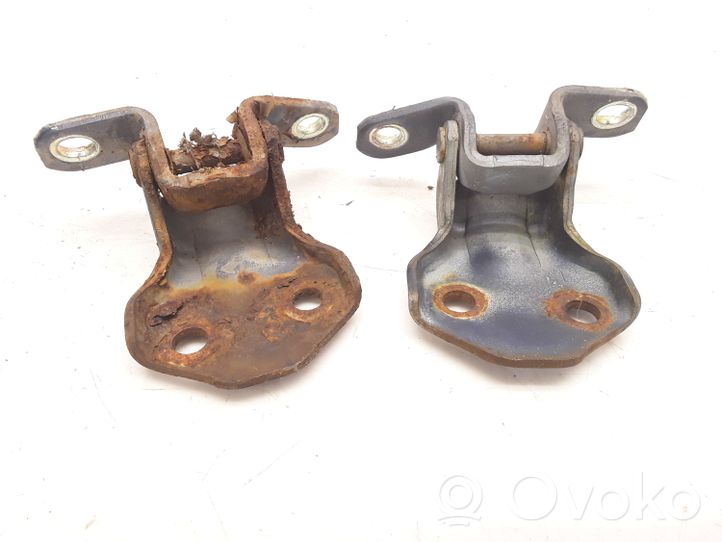 Mazda 626 Set di cerniere portiera anteriore 