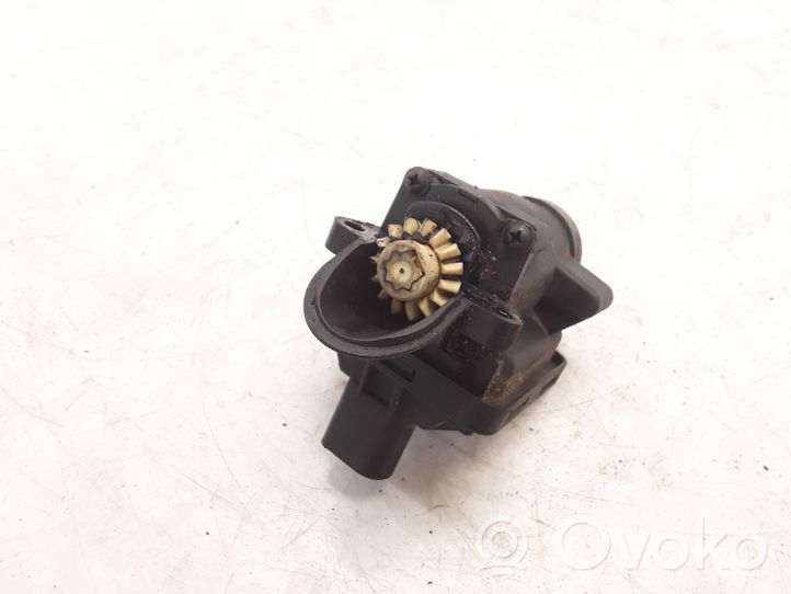 Opel Corsa D Intake manifold valve actuator/motor 55568192