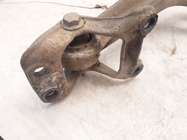 Peugeot 406 Triangle bras de suspension supérieur arrière 9638622680