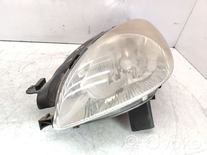 Citroen Xsara Picasso Lampa przednia 9631495180