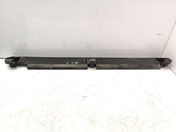 Audi A6 S6 C5 4B Garniture de radiateur 4B0121292B