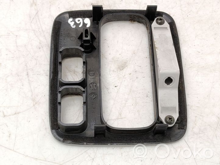 Honda Legend III KA9 Rivestimento in plastica cornice della leva del cambio 