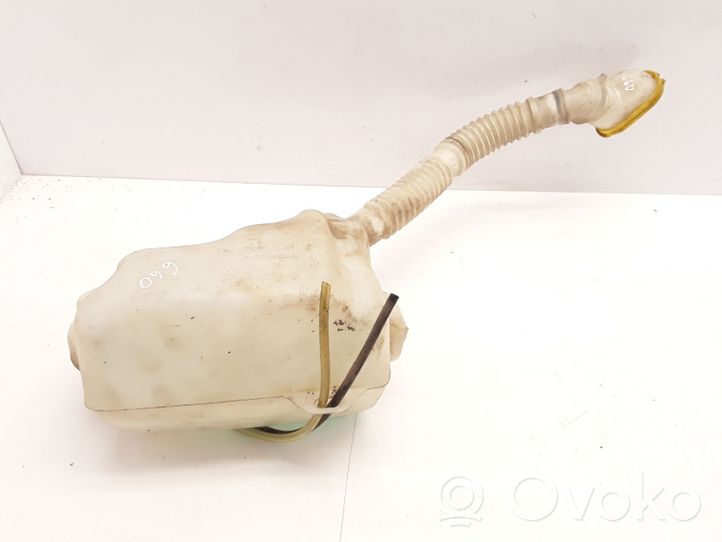 Renault Megane II Windshield washer fluid reservoir/tank 8200104705D