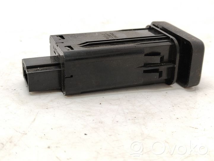 Honda Legend III KA9 Windscreen/window heater switch 