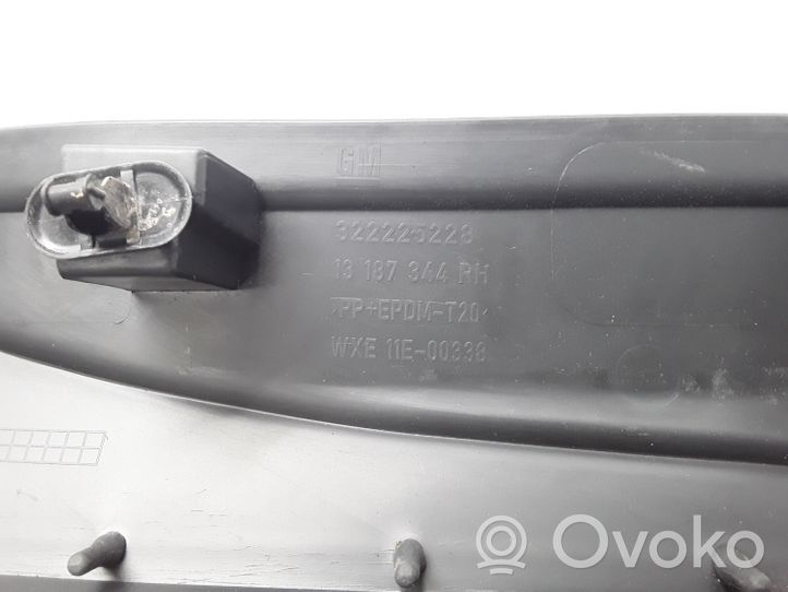 Opel Zafira B Inne elementy wykończenia bagażnika 13187344