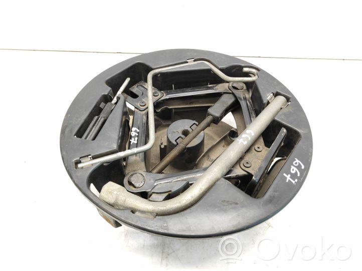 Fiat Panda II Spare wheel mounting bracket 51716187