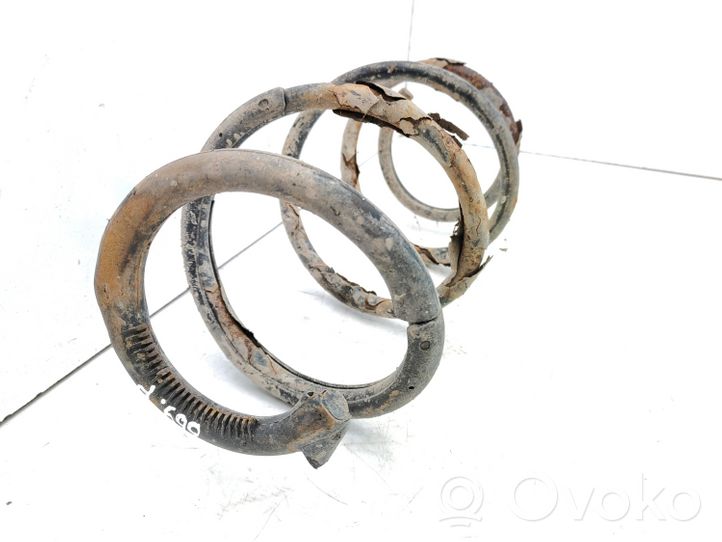 Chevrolet Tacuma Front coil spring 