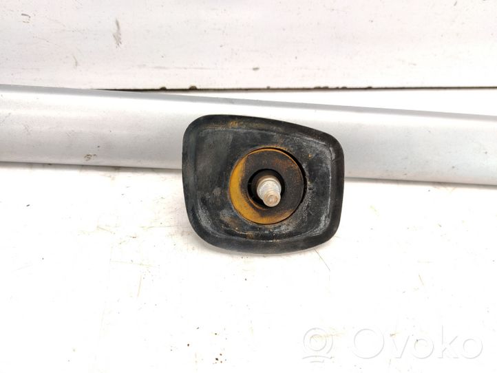 Chevrolet Tacuma Roof bar rail 