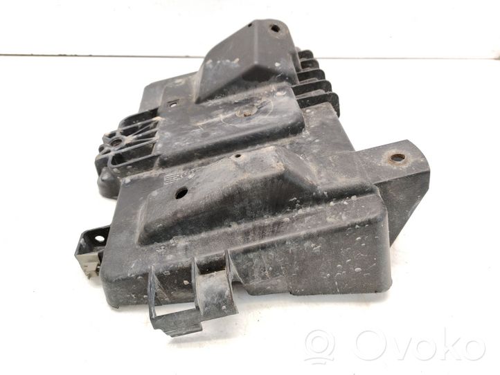 Opel Zafira B Boîte de batterie 24449812