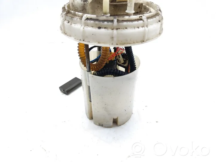 Lancia Delta Kraftstoffpumpe im Tank 51821297