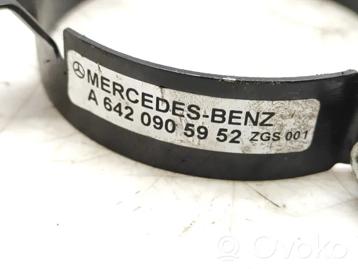 Mercedes-Benz S W221 Degalų filtro laikiklis A6420905952