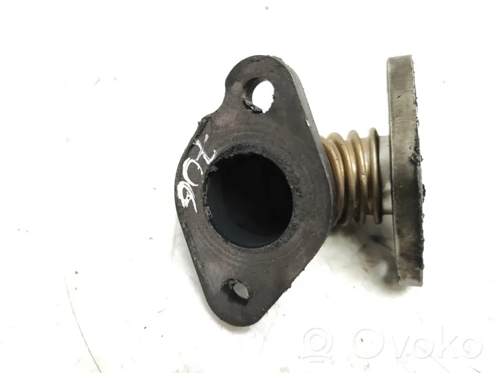 Mercedes-Benz GLC C253 EGR-linjan letku 6421401308