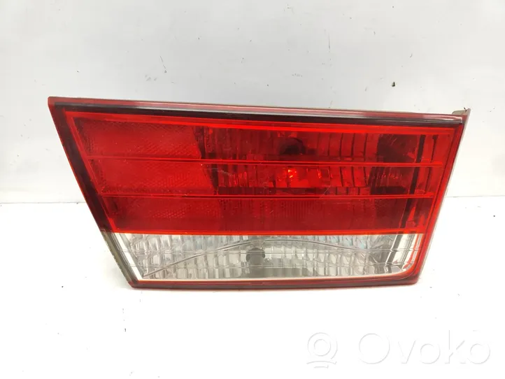 Hyundai Sonata Lampy tylnej klapy bagażnika 924033K0