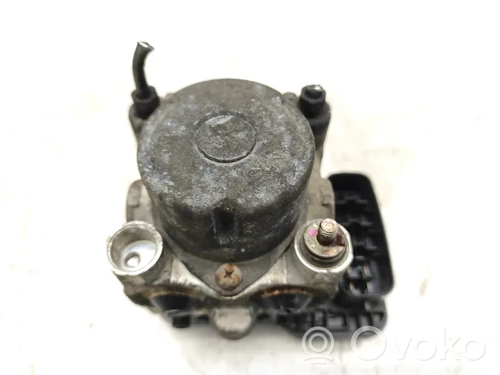 Toyota Previa (XR30, XR40) II ABS-pumppu 4451028080