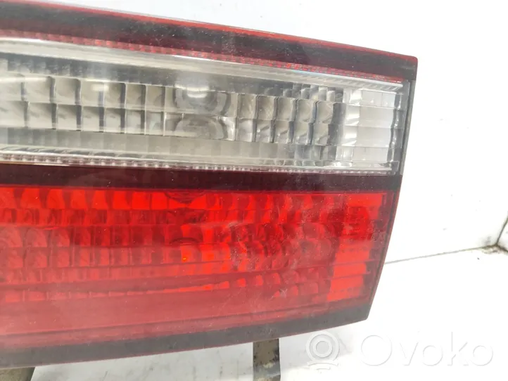 Toyota Previa (XR30, XR40) II Lampy tylnej klapy bagażnika 28144