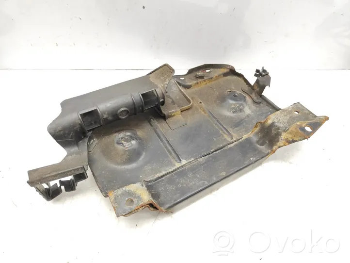 Volkswagen Golf III Battery tray 