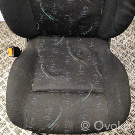 Volkswagen Golf III Asiento delantero del conductor 