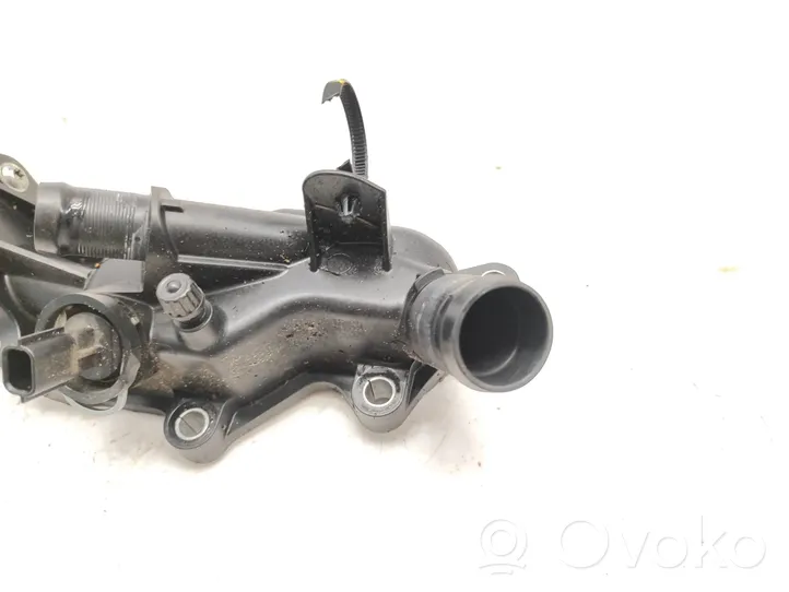 Nissan Qashqai Tuyau de liquide de refroidissement moteur 110608635R