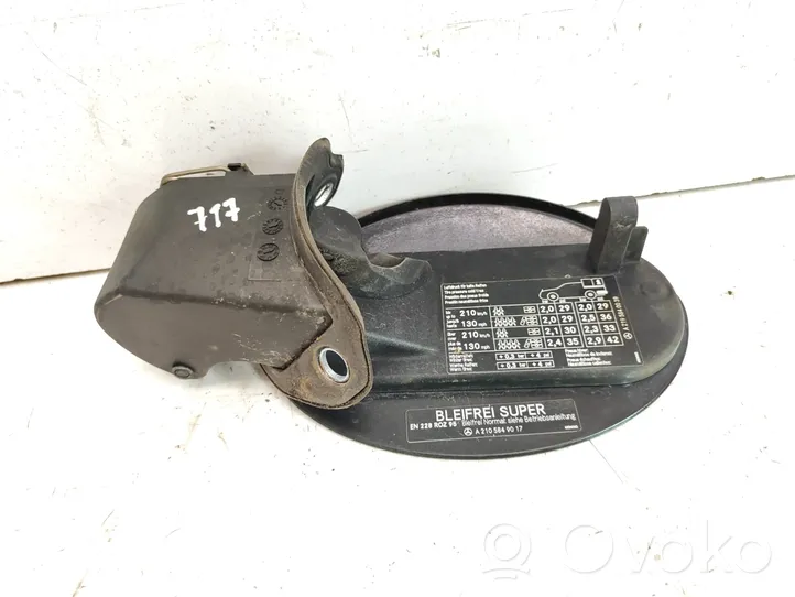 Mercedes-Benz CLS C219 Fuel tank cap A2105849017