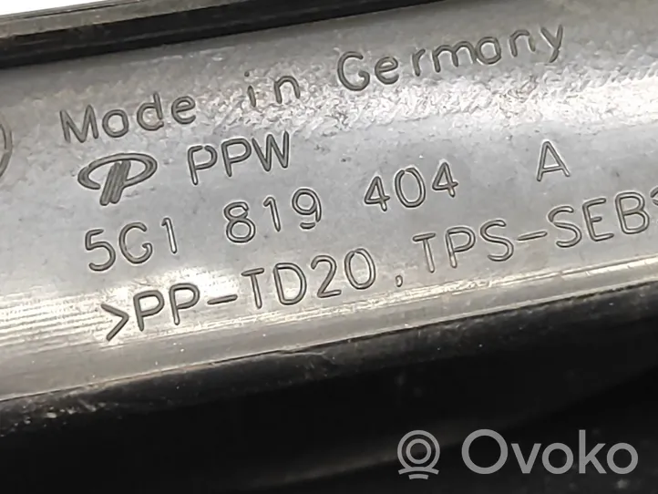 Volkswagen Golf VII Podszybie przednie 5G1819404A