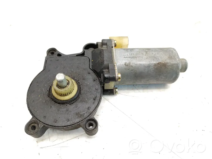 BMW 3 E46 Motorino alzacristalli della portiera anteriore 83620640