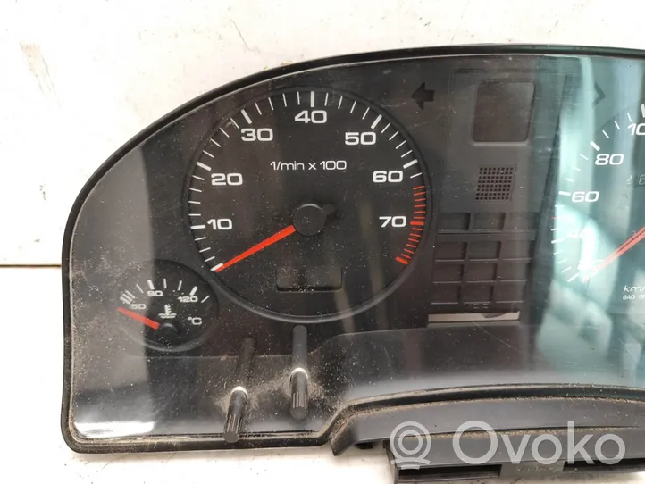 Audi 80 90 S2 B4 Licznik / Prędkościomierz 893919067AP