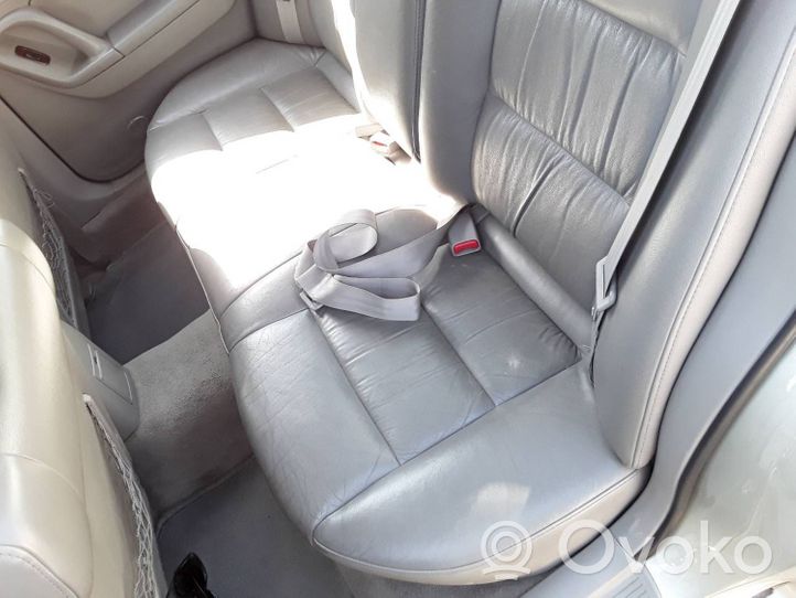 Mazda Xedos 9 Kanapa tylna / Fotel drugiego rzędu 