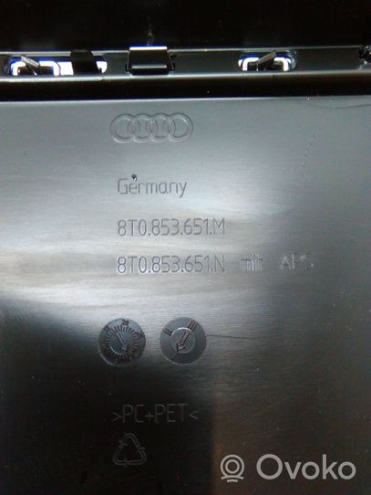 Audi A5 8T 8F Etupuskurin ylempi jäähdytinsäleikkö 8T0853651N