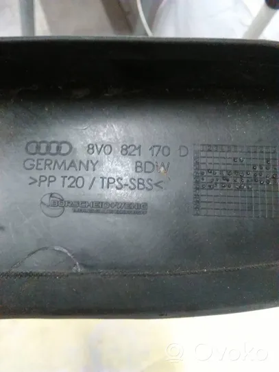 Audi A3 S3 8V Listwa szyby czołowej / przedniej 8V0821170D