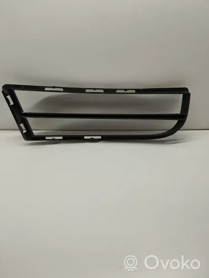 BMW 1 E82 E88 Grille inférieure de pare-chocs avant 51118045921