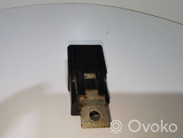 Rover 25 Przekaźnik / Modul układu ogrzewania wstępnego YWB101200