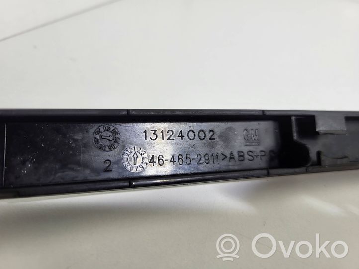 Opel Meriva A Dashboard glove box trim 464652911