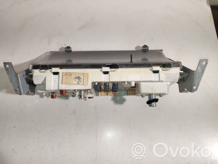 Land Rover Discovery Tachimetro (quadro strumenti) Lr0003001