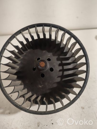 Renault Espace III Ventola riscaldamento/ventilatore abitacolo 0130063507