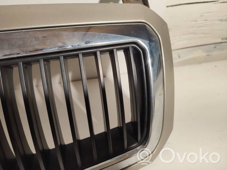 Skoda Fabia Mk1 (6Y) Maskownica / Grill / Atrapa górna chłodnicy 6y0823574