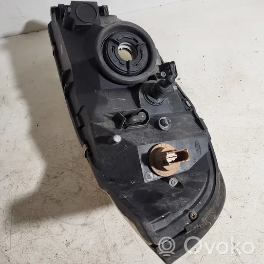 Ford Windstar Lampa przednia 3157NAK