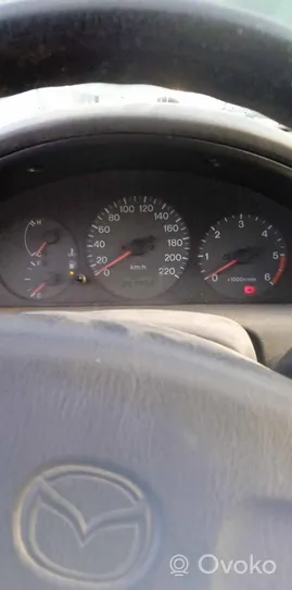 Mazda 323 Compteur de vitesse tableau de bord BJ5AC