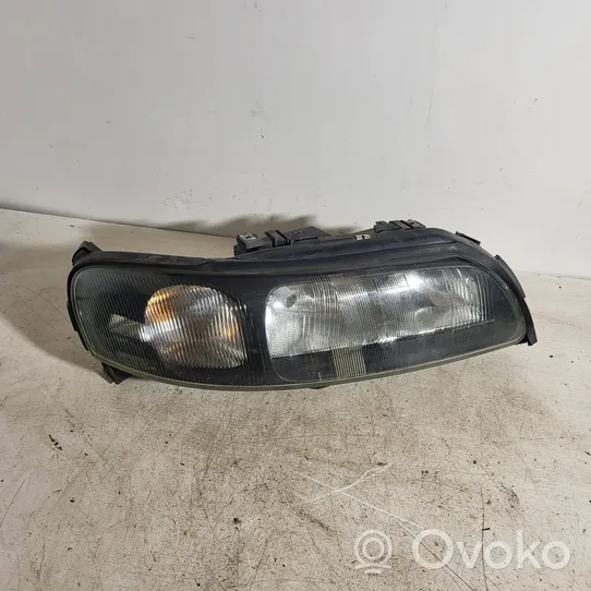 Volvo V70 Faro/fanale 8693548