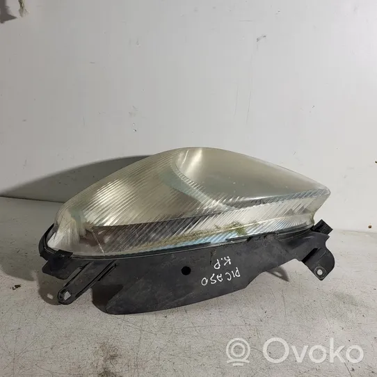 Citroen Xsara Picasso Faro delantero/faro principal E95211