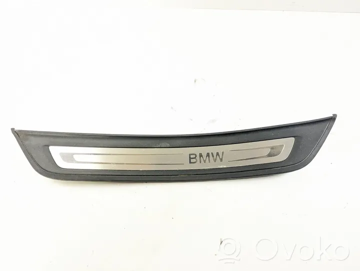 BMW 5 G30 G31 Rivestimento posteriore minigonna laterale 7381330