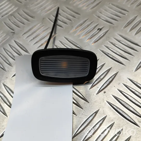 Mercedes-Benz C W205 Éclairage lumière plafonnier avant A0009064306