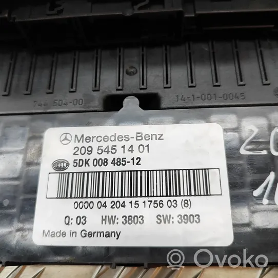 Mercedes-Benz CLK A209 C209 Releen moduulikiinnike 2095451401
