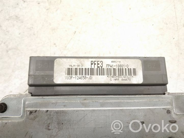 Mazda 626 Calculateur moteur ECU 