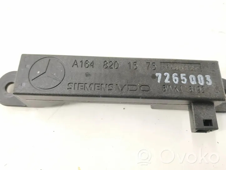 Mercedes-Benz R W251 Radion antenni 