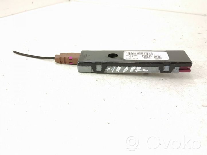 Mercedes-Benz C W204 Radio antena 