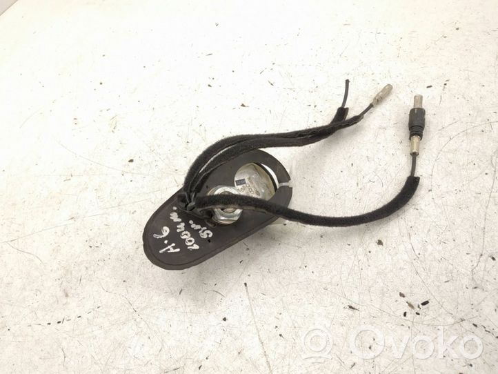 Audi A6 S6 C5 4B Antenne radio 